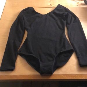 Girls’ long-sleeve ballet leotard